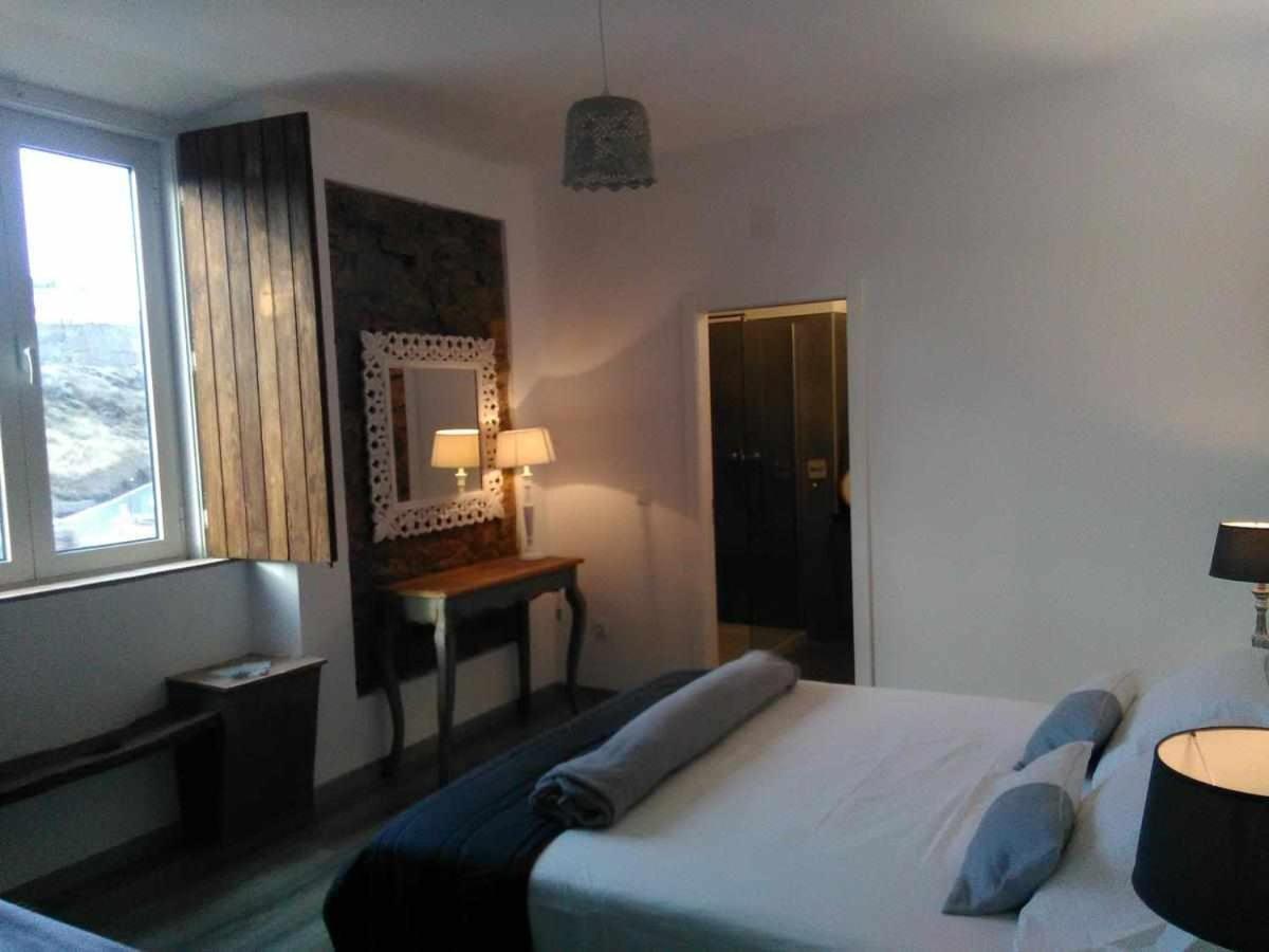 Casa Amarela Alojamento Local Мертола Экстерьер фото